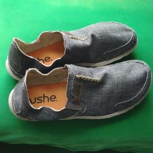 Cushe men's canvas slip ons